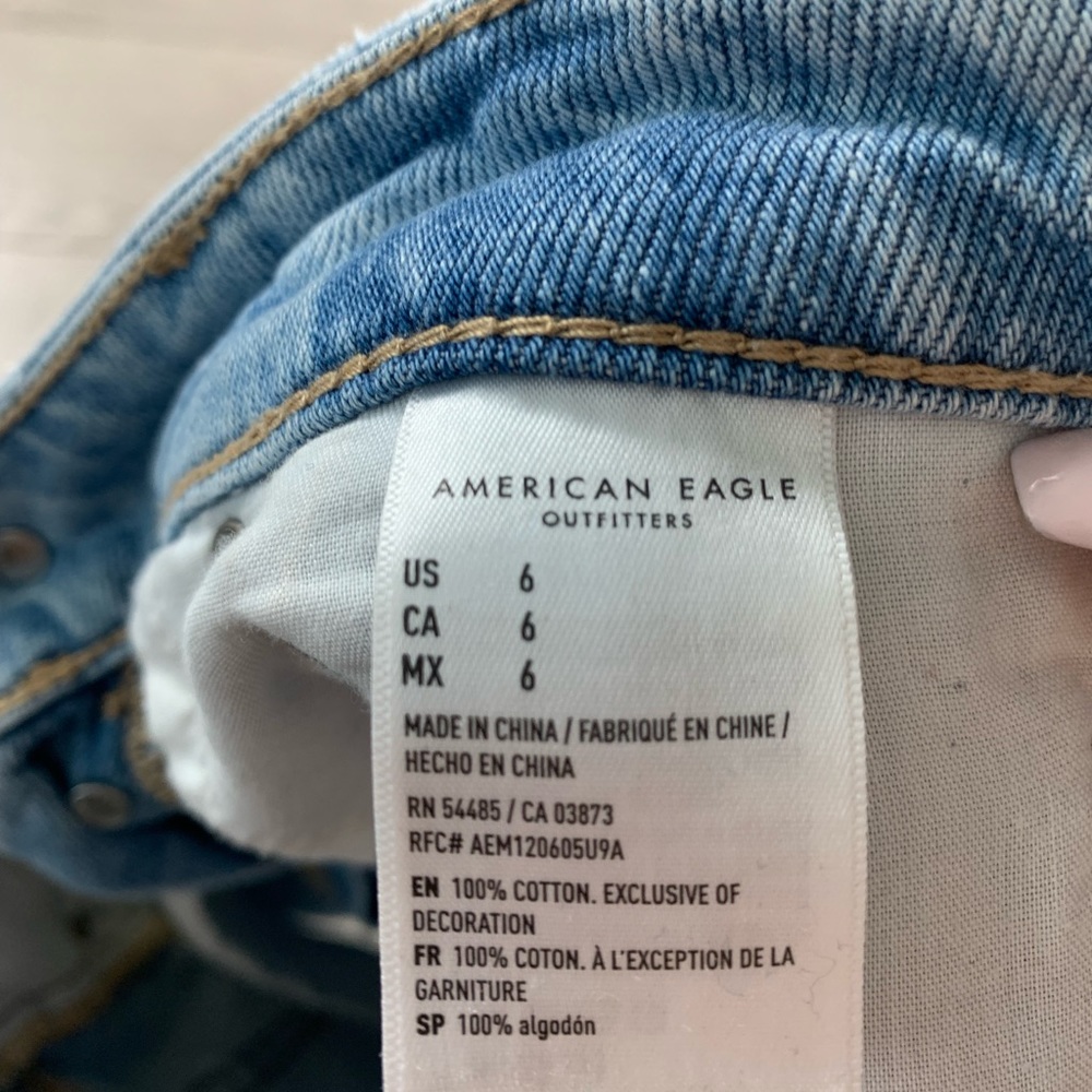 AEO Tomgirl Midi Jean Shorts - Picture 8 of 11